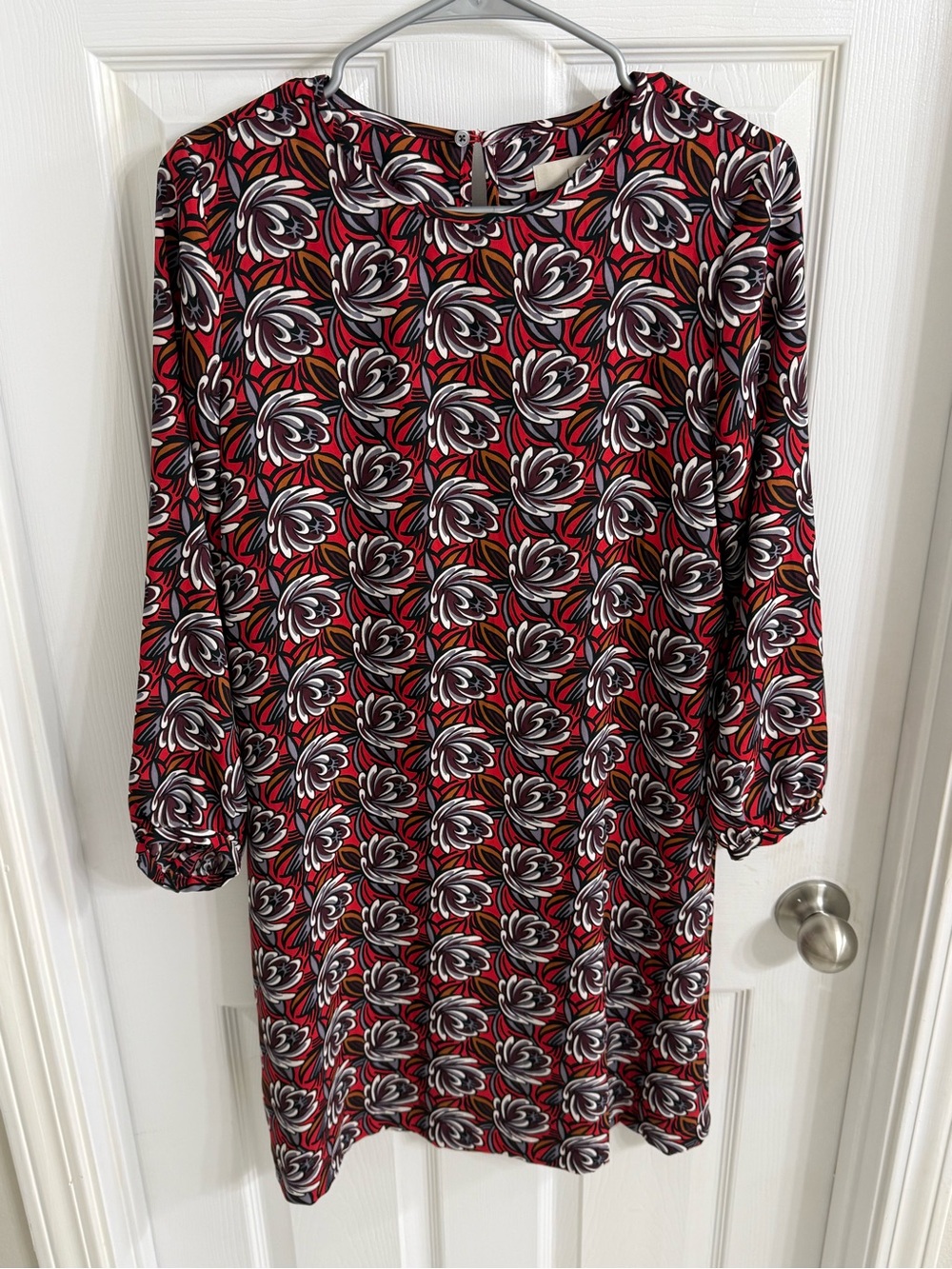 LOFT Red Black Floral Long-Sleeve Shift Dress